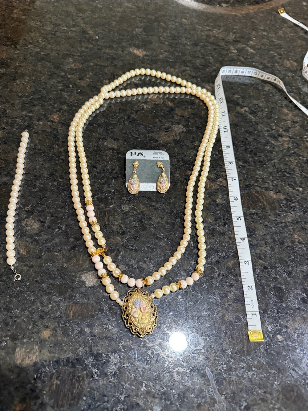 1928 Gold-Tone Cameo Pendant Necklace with Pink and Cream Beads